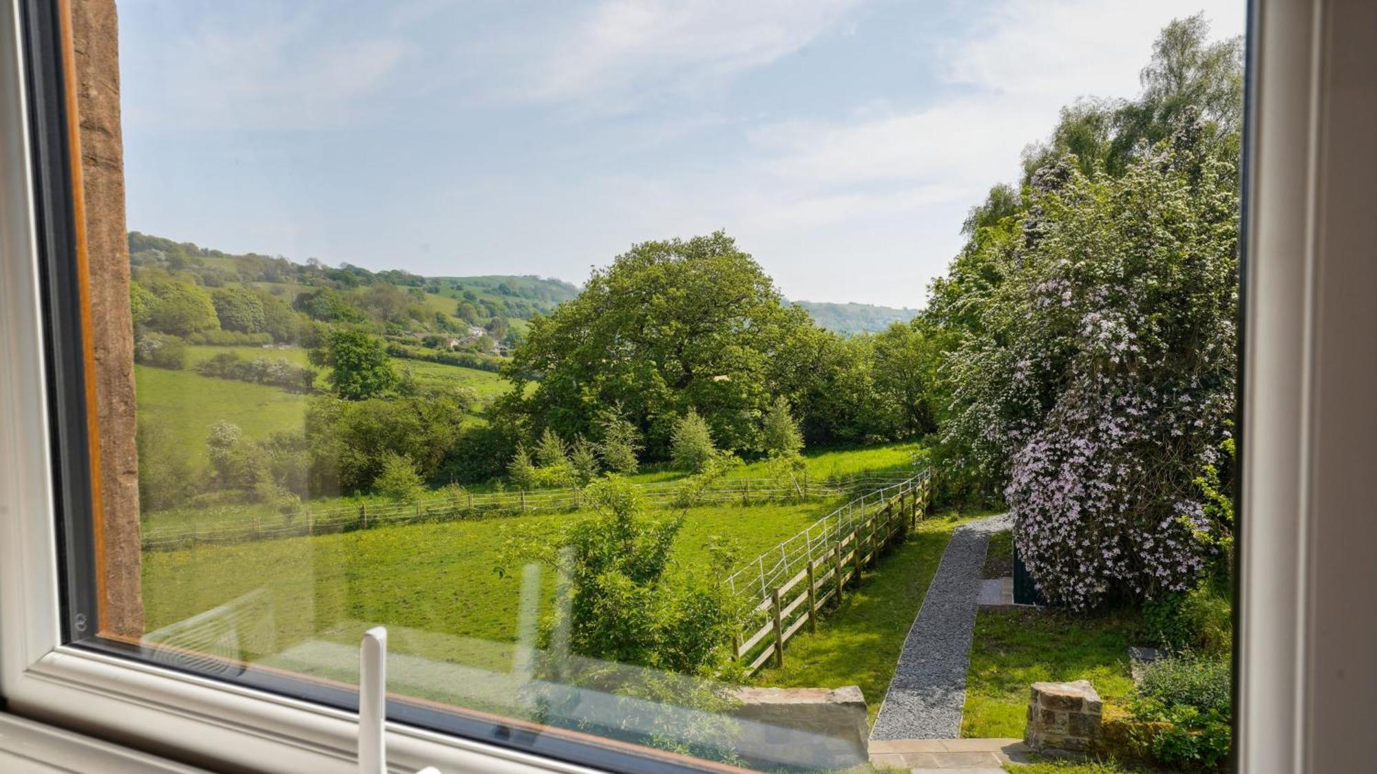 Tranquil Countryside Cottage For Two Wrexham Ngoại thất bức ảnh